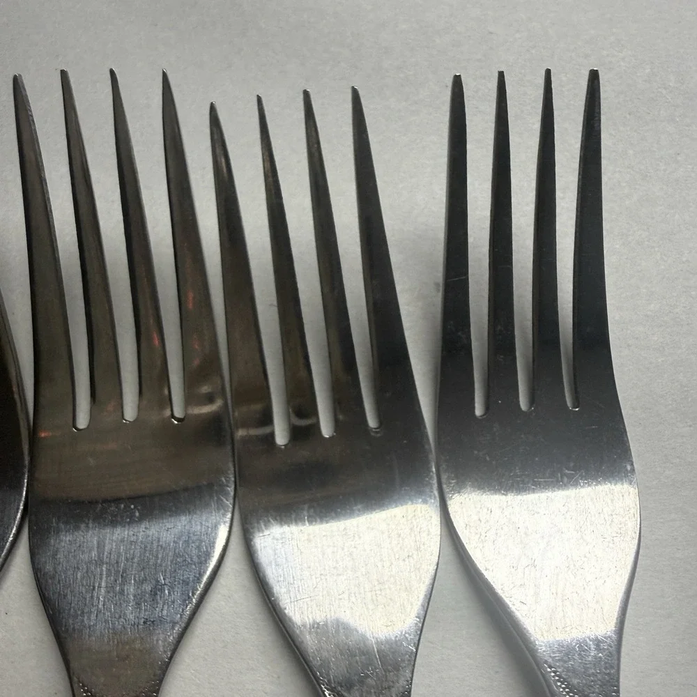 8 Vintage Customcraft CUS1 Dinner Forks Roses Stainless Steel Flatware